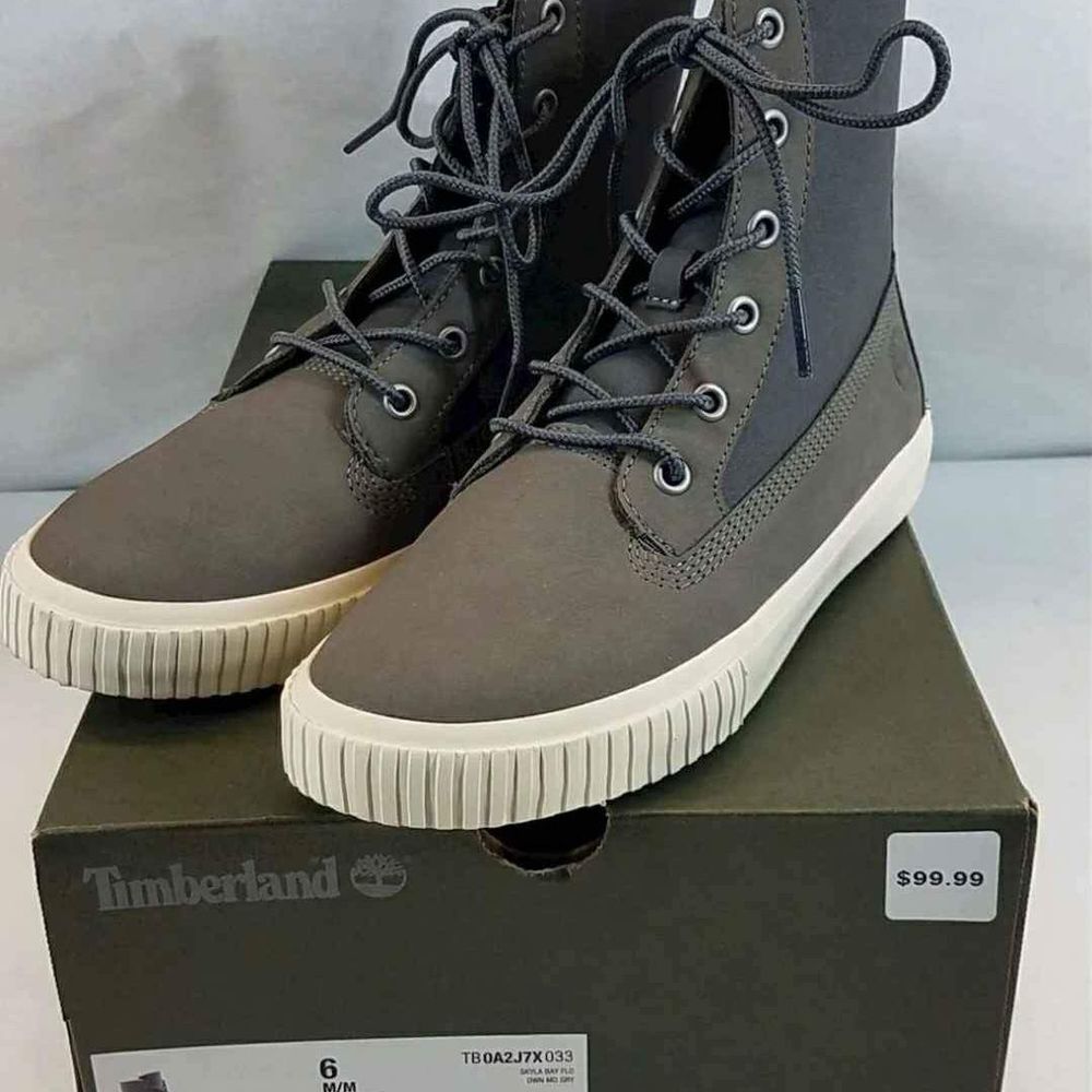 NEW Timberland Women's Skyla Bay Gray Fleece Fold Down Snow Boots Sz 6 M